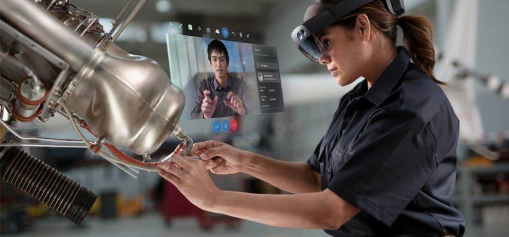 foto de Microsoft HoloLens 2